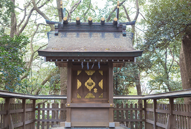 摂社　三明神社